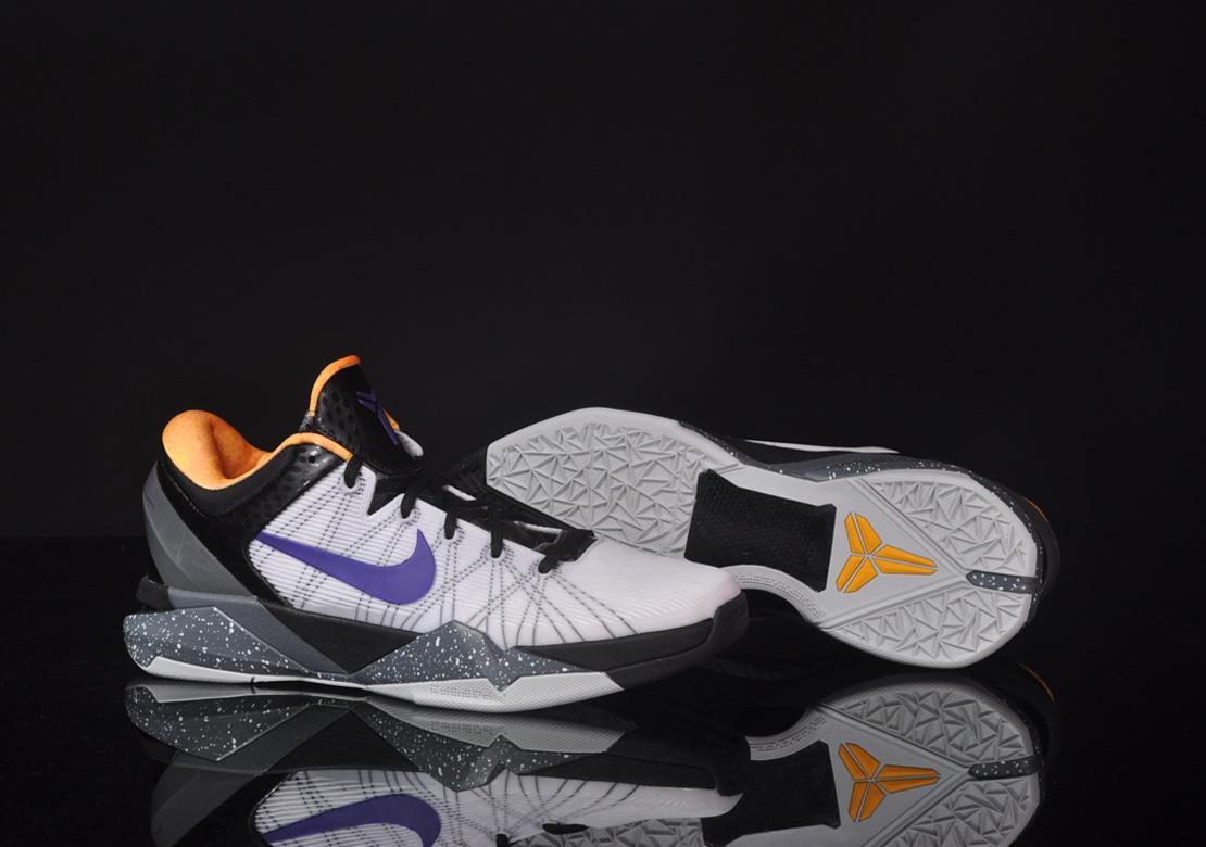 kobeページ nike-zoom-kobe-vii-system-